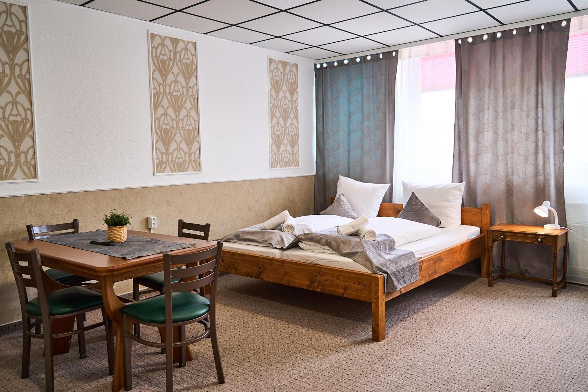 Hotel Maximo Pinneberg Kültér fotó