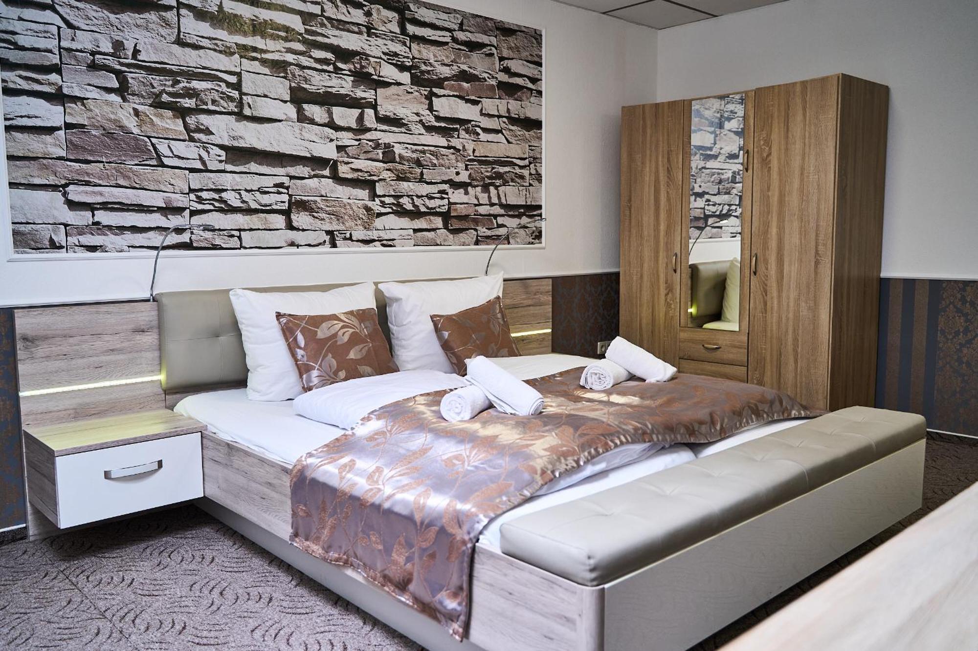 Hotel Maximo Pinneberg Kültér fotó