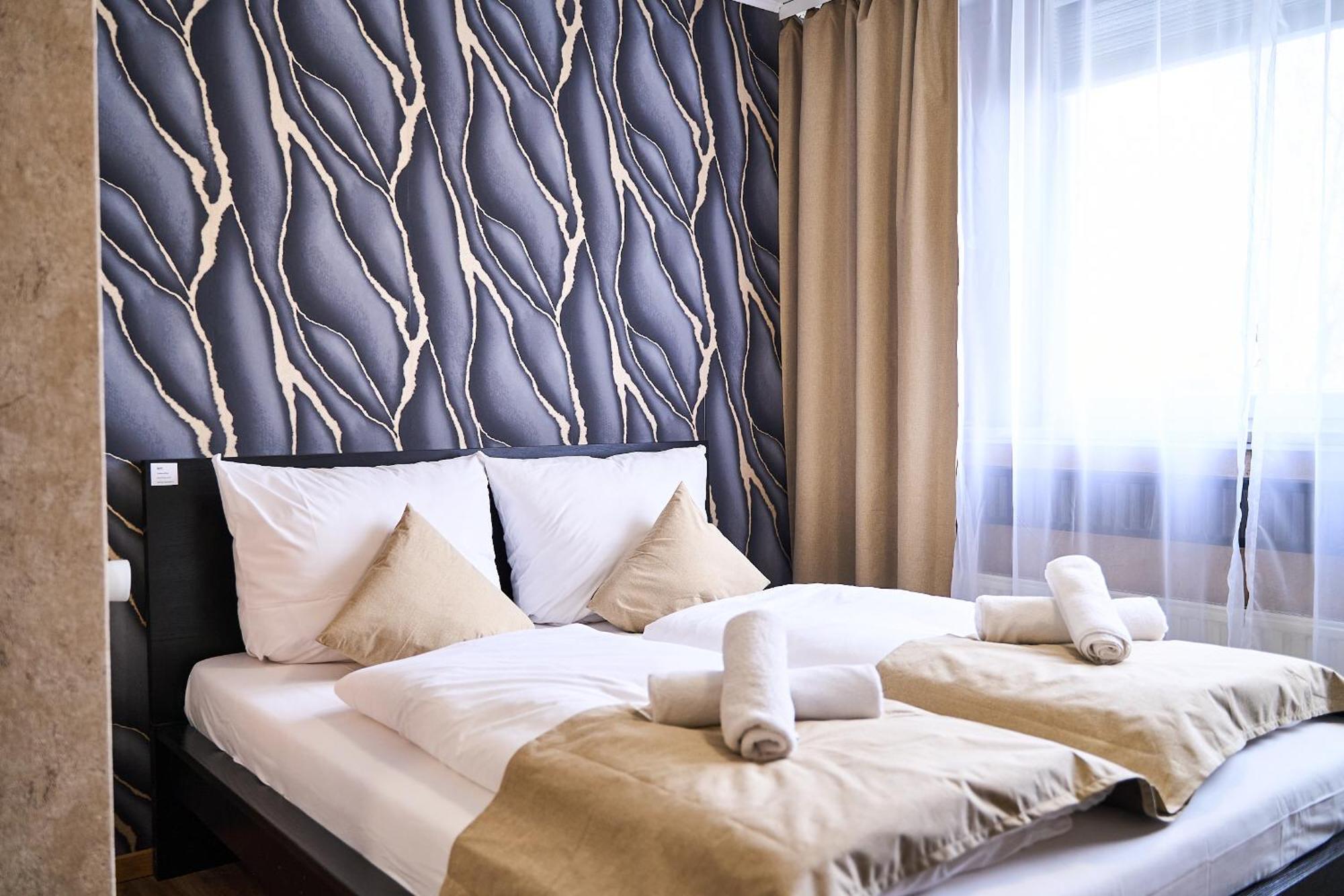 Hotel Maximo Pinneberg Kültér fotó