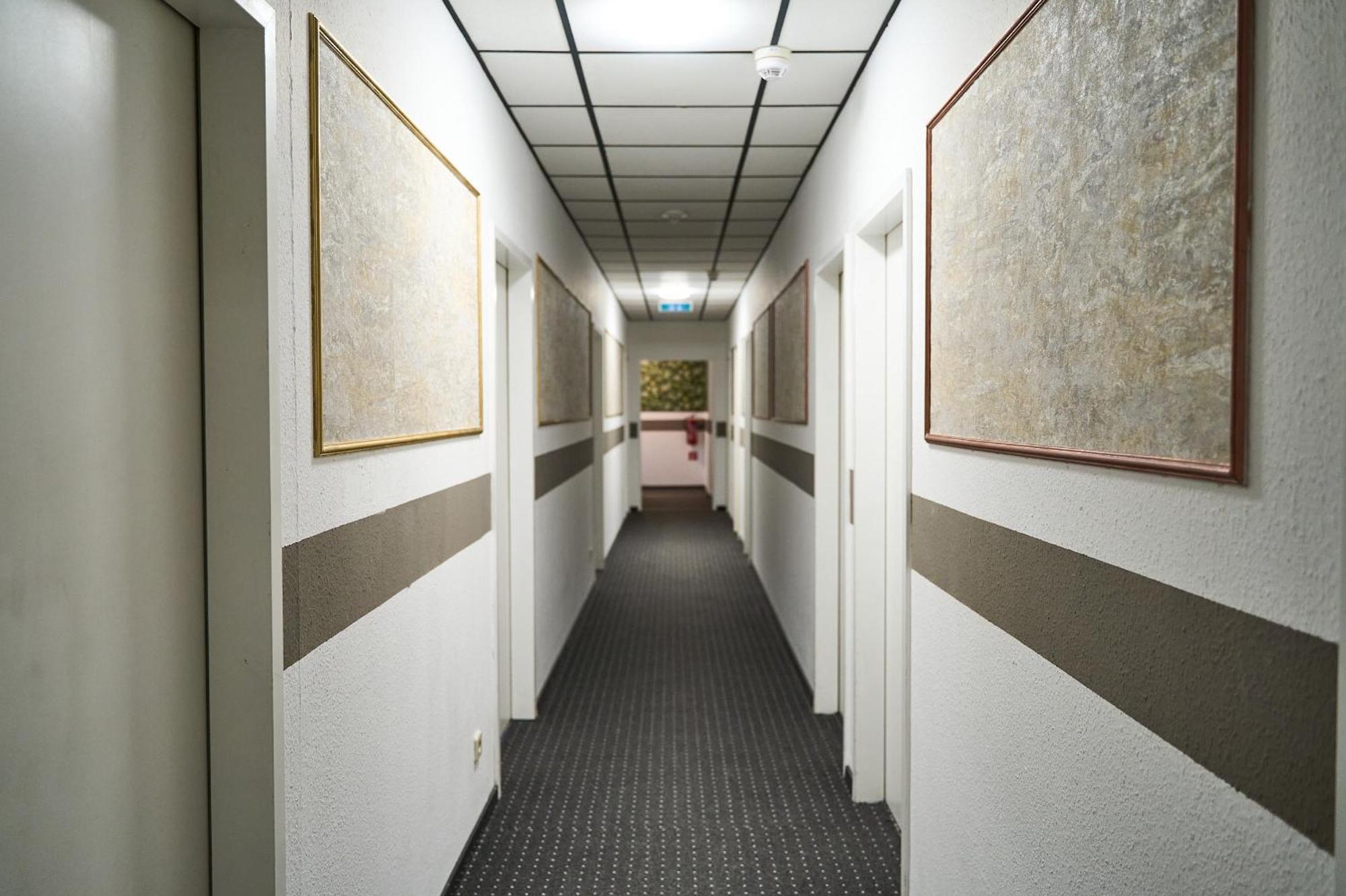 Hotel Maximo Pinneberg Kültér fotó