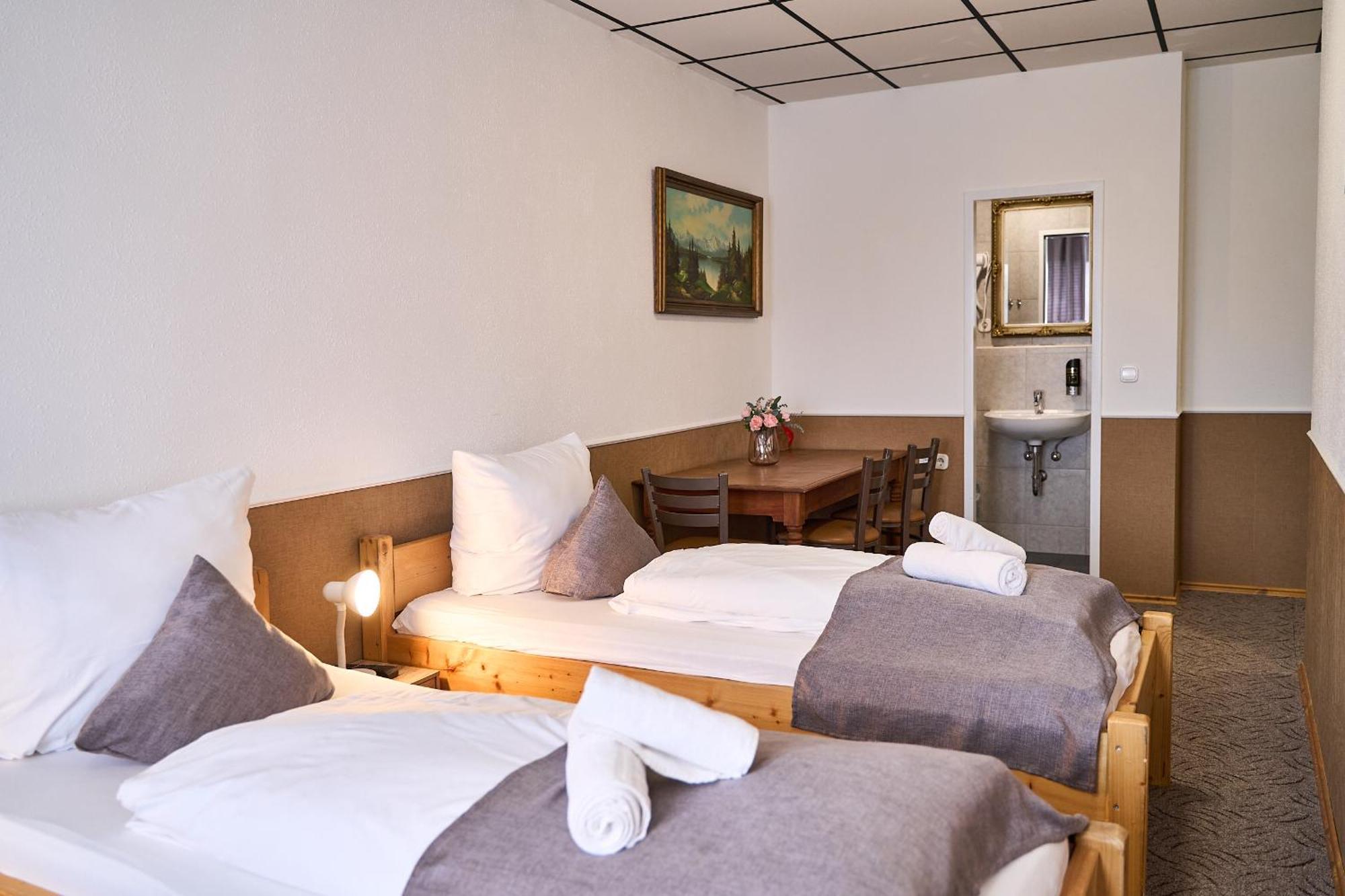 Hotel Maximo Pinneberg Kültér fotó