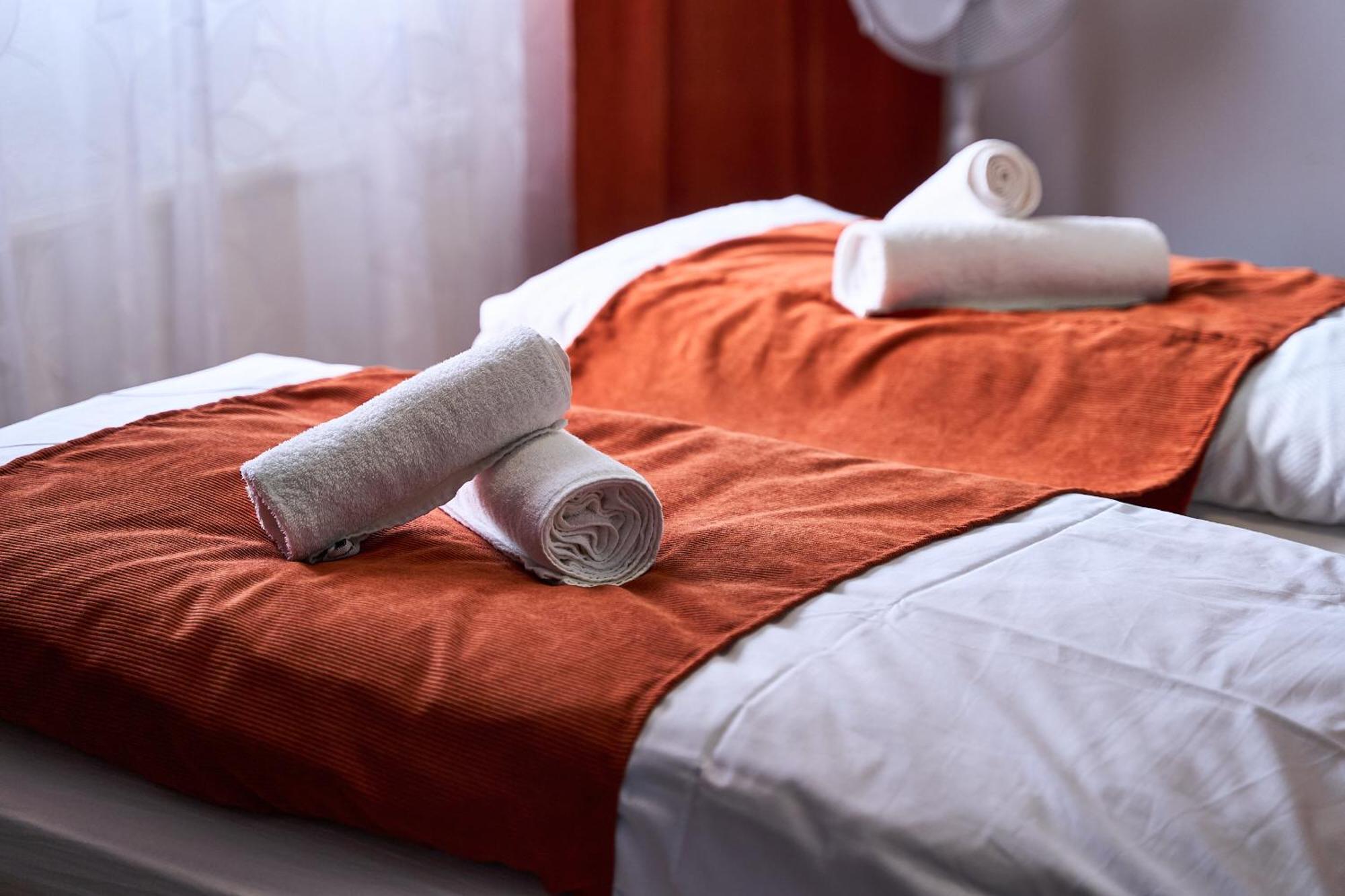 Hotel Maximo Pinneberg Kültér fotó