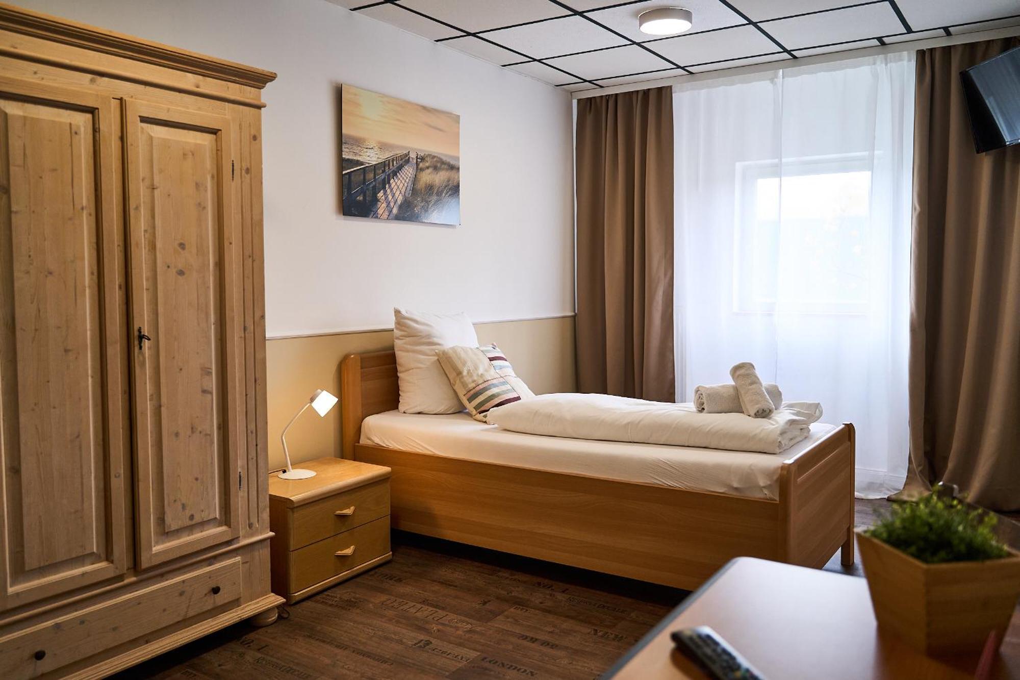 Hotel Maximo Pinneberg Kültér fotó