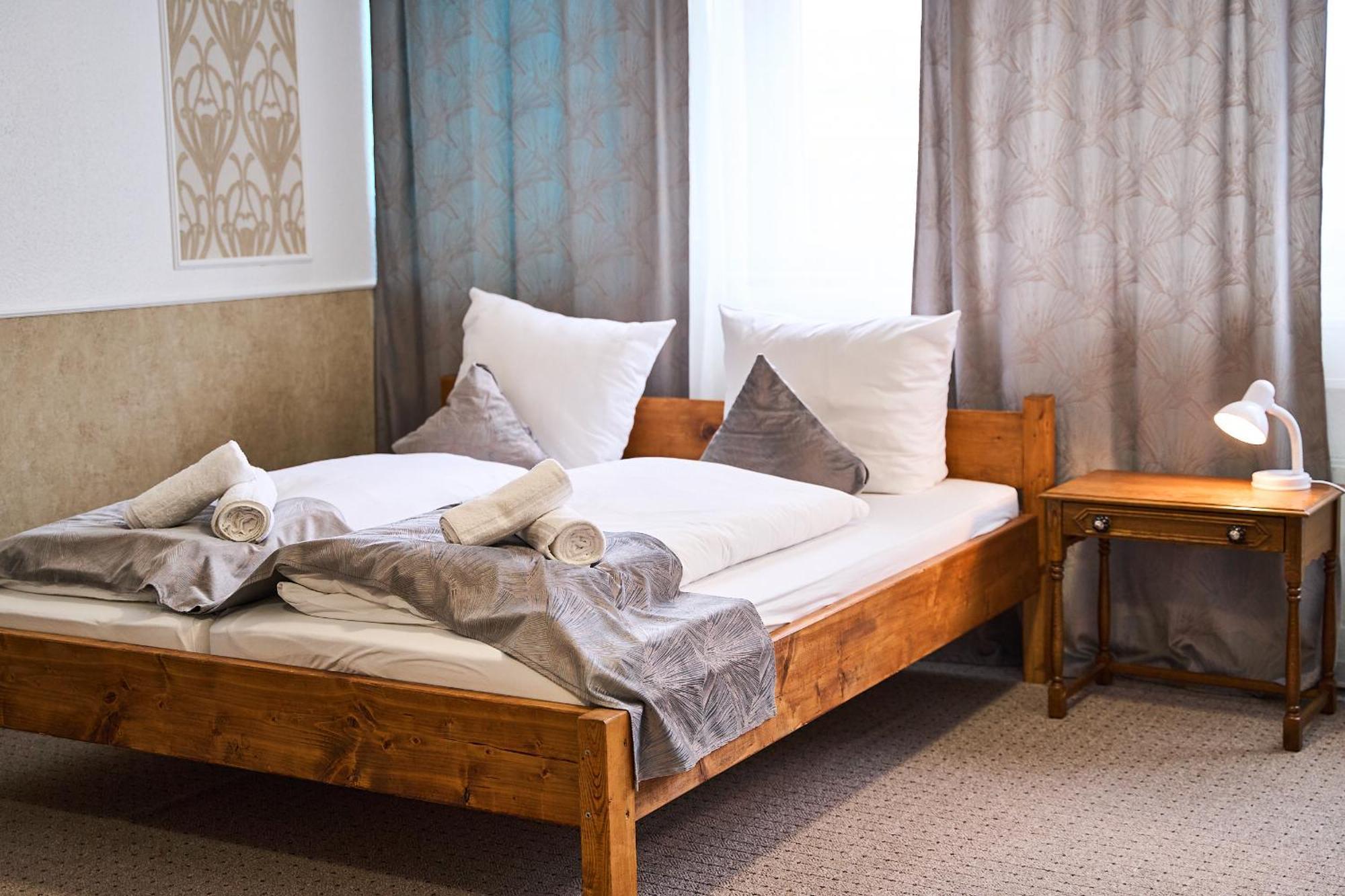 Hotel Maximo Pinneberg Kültér fotó