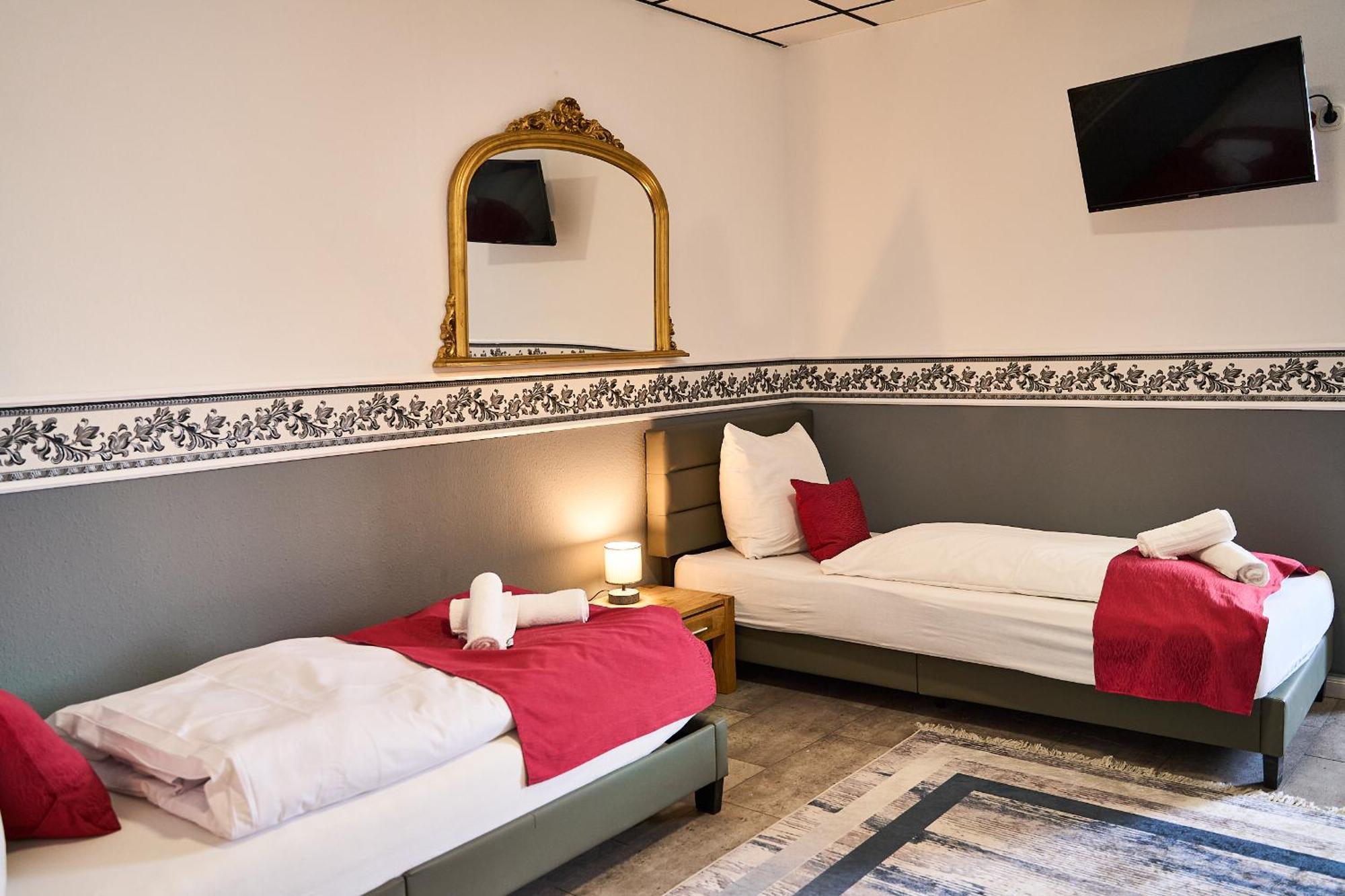Hotel Maximo Pinneberg Kültér fotó