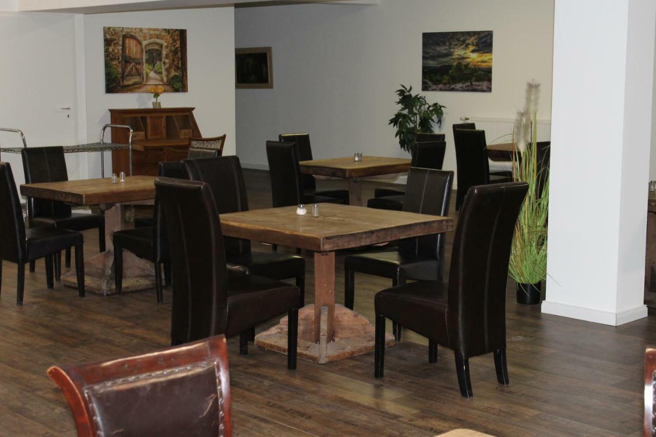 Hotel Maximo Pinneberg Kültér fotó