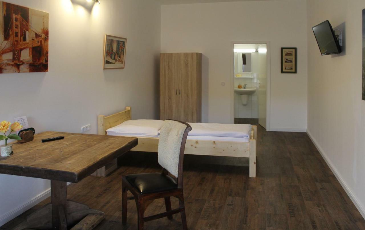 Hotel Maximo Pinneberg Kültér fotó